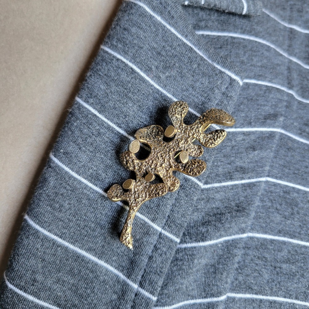 Vintage 1960s Zentall Oak Leaf Brooch Gold Tone Brutalist Modernist Fall